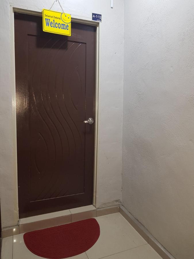 Oyo Home 90250 Sutera Wangi 3Bhk Apartment Ayer Keroh Buitenkant foto