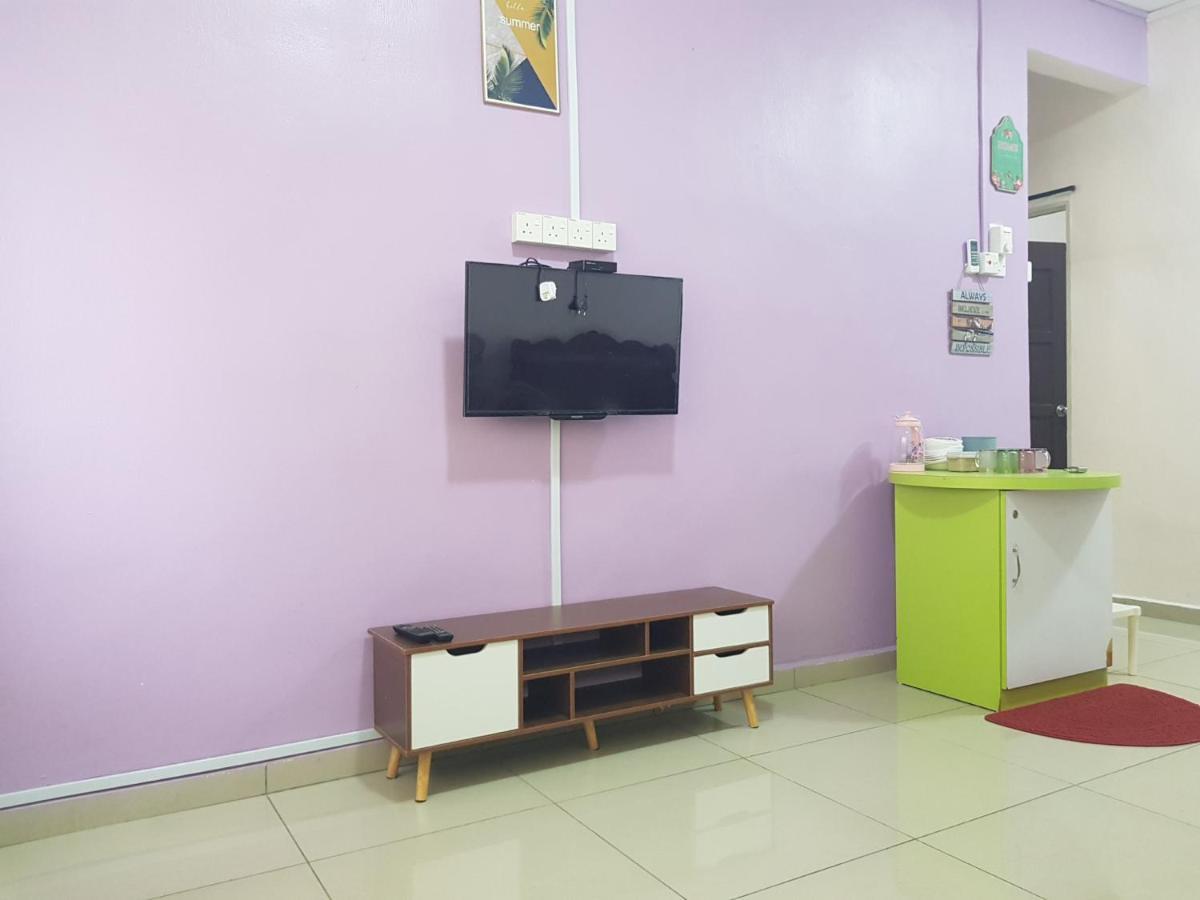 Oyo Home 90250 Sutera Wangi 3Bhk Apartment Ayer Keroh Buitenkant foto