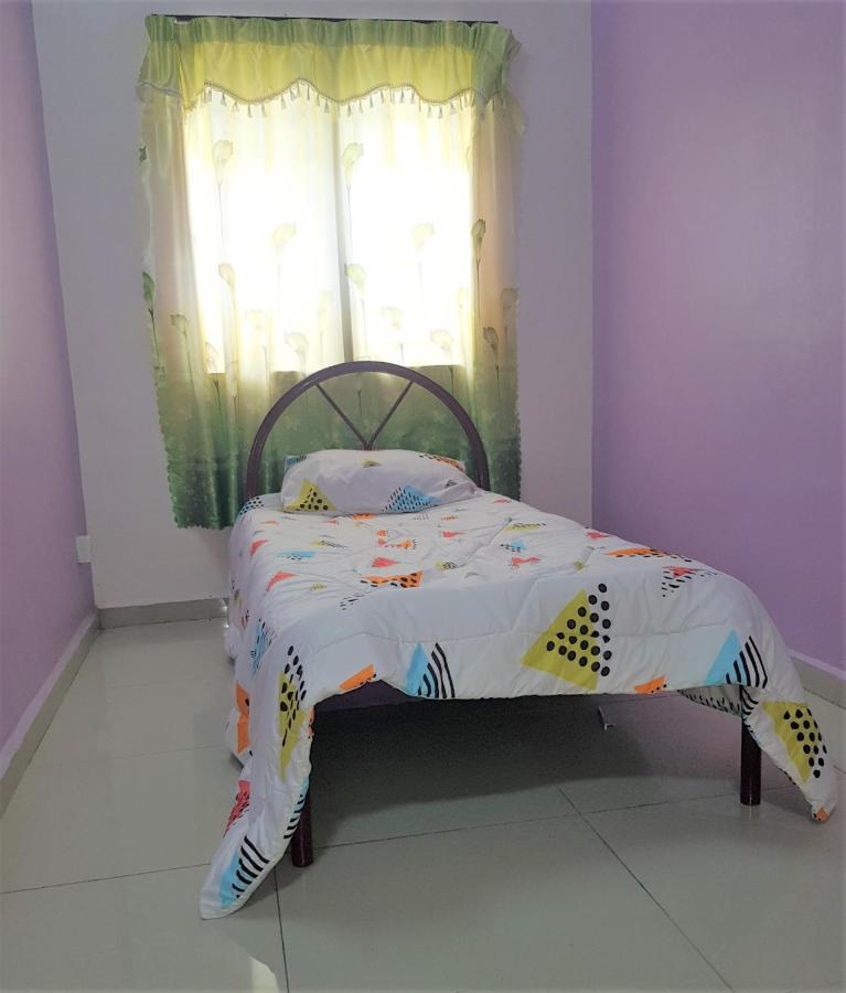 Oyo Home 90250 Sutera Wangi 3Bhk Apartment Ayer Keroh Buitenkant foto