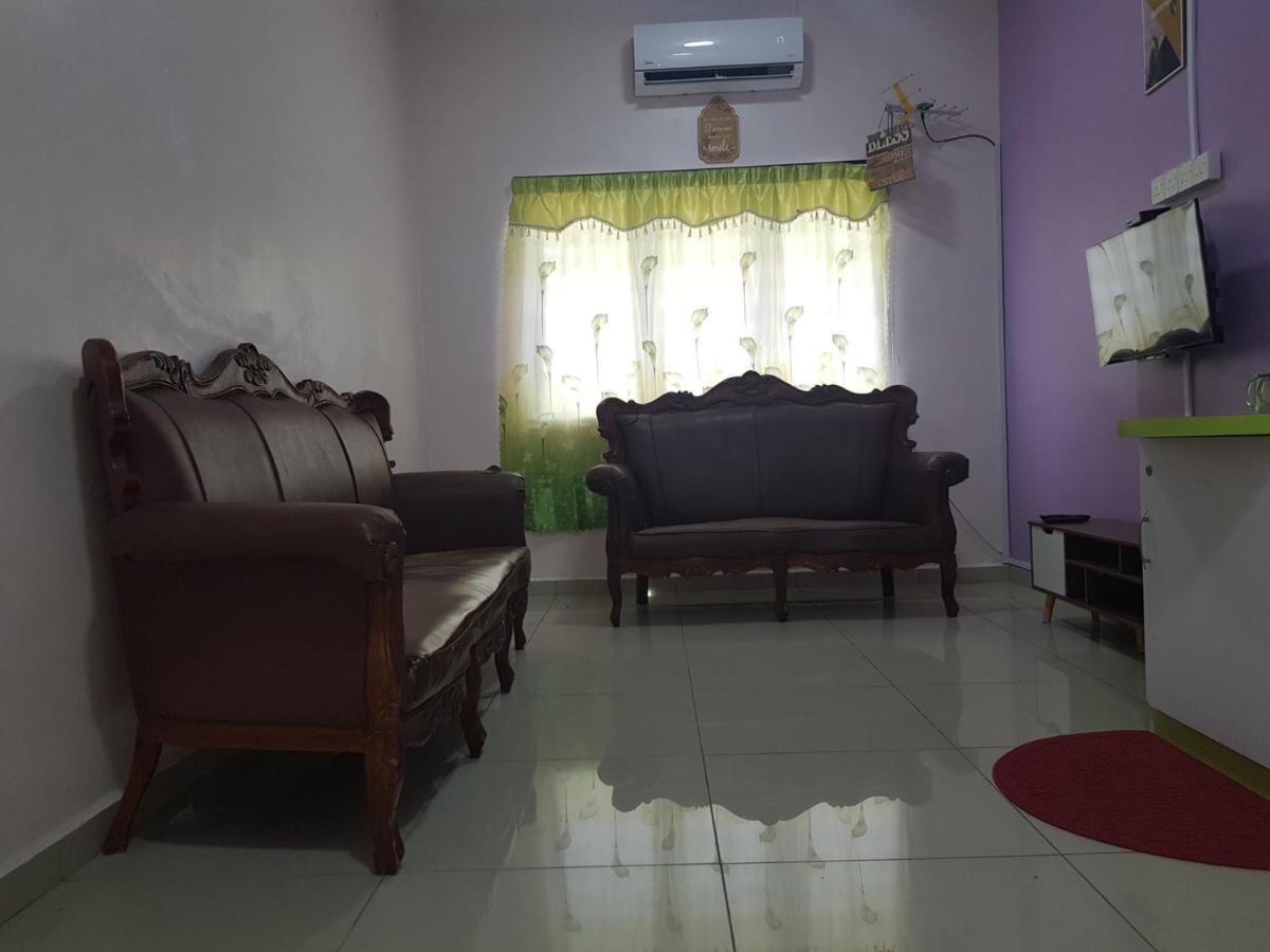 Oyo Home 90250 Sutera Wangi 3Bhk Apartment Ayer Keroh Buitenkant foto
